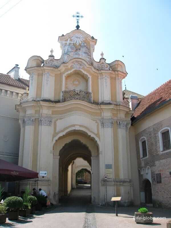 церковь святой троицы Vilnius-600x800